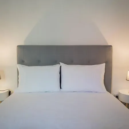 Brava Ocean Cliff 2 By Mth *